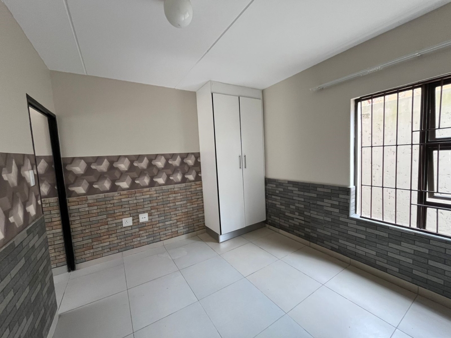 To Let 1 Bedroom Property for Rent in Ncambedlana Eastern Cape